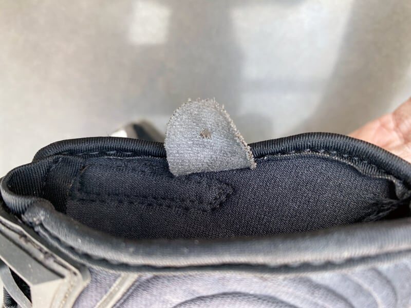 Carbon MX Glove Pulltab
