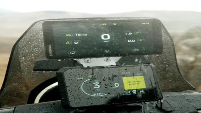 RiderNav Launches R7X Smart Display For Motorcycles